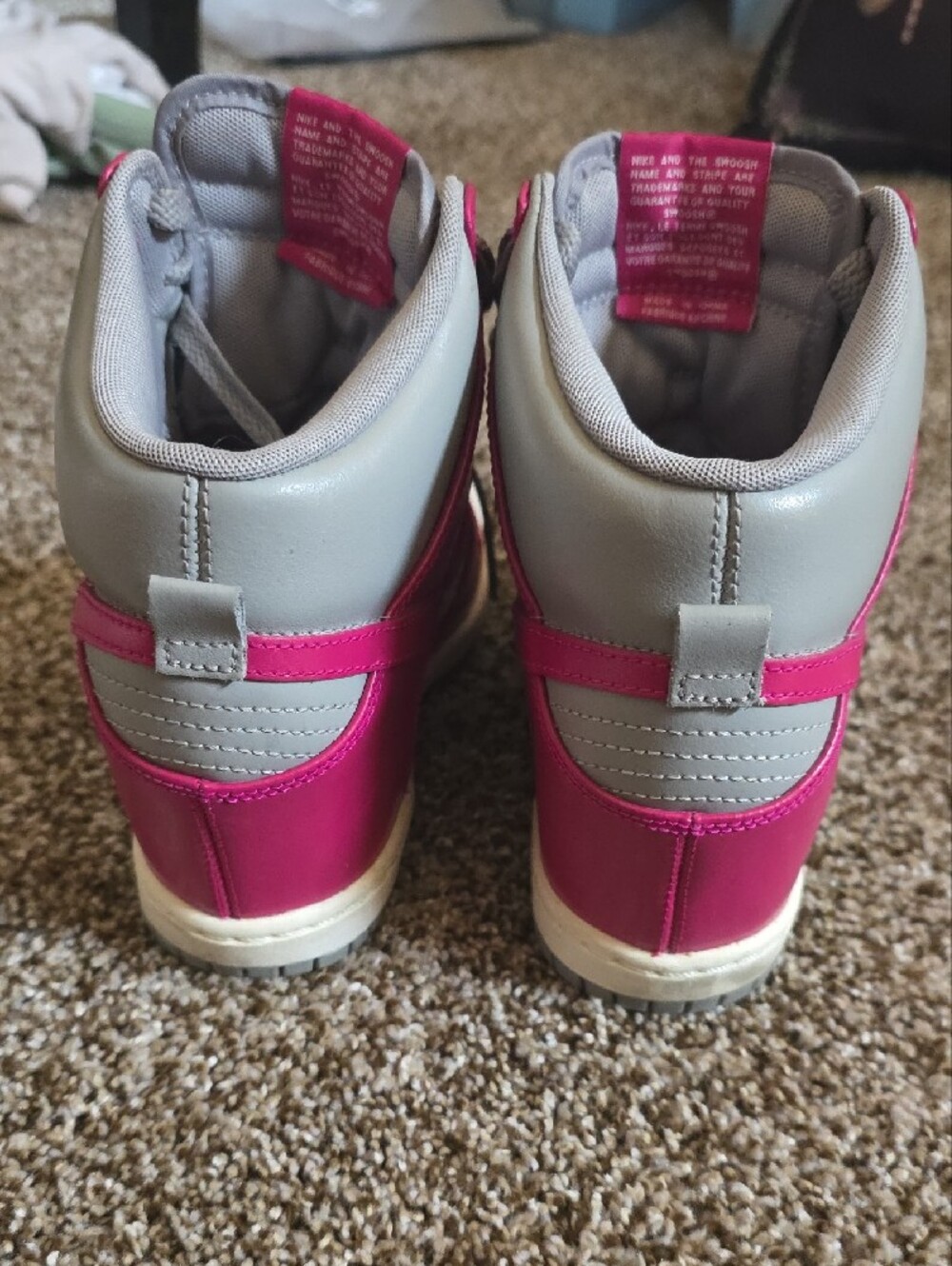 Nike Women’s High-Top Sneakers in Gray and Pink - Picture 3 of 5